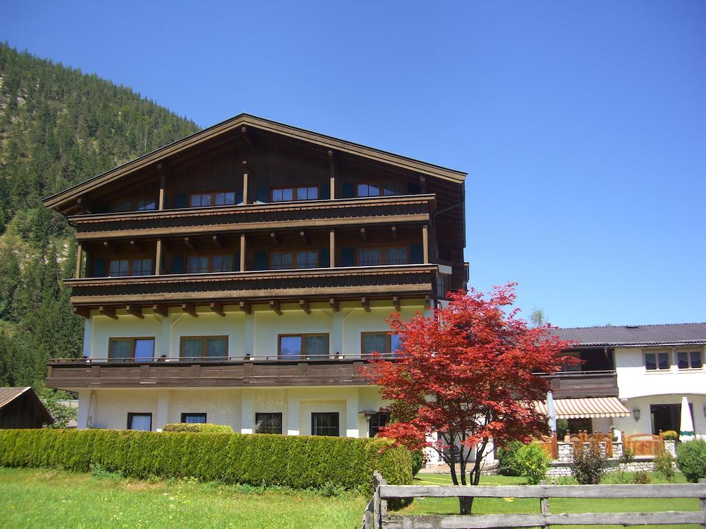 Salzburgerhof Jugend- Und Familienhotel โลเฟอร์ ภายนอก รูปภาพ
